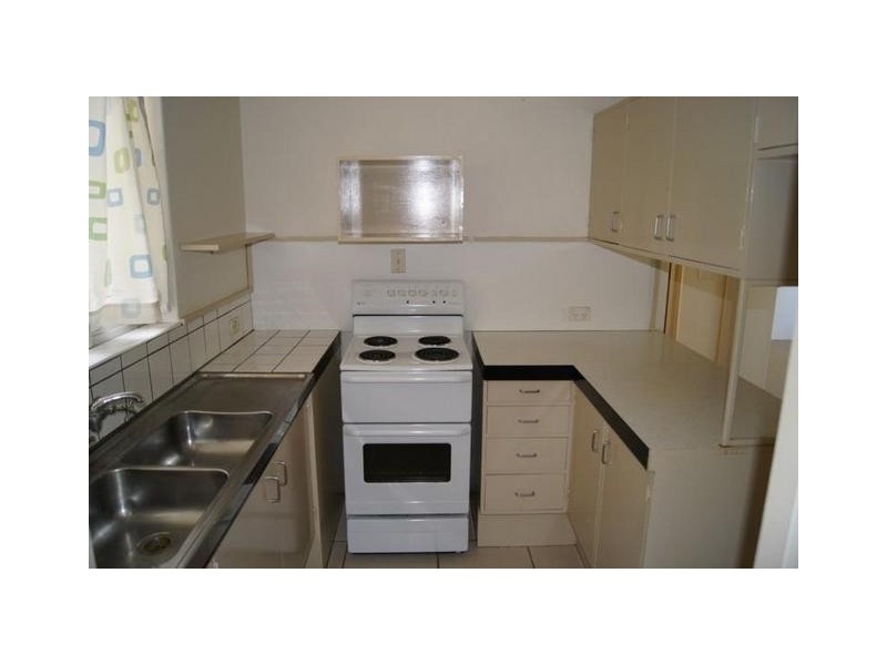 4/33 Tourist Road, Toowoomba QLD 4350