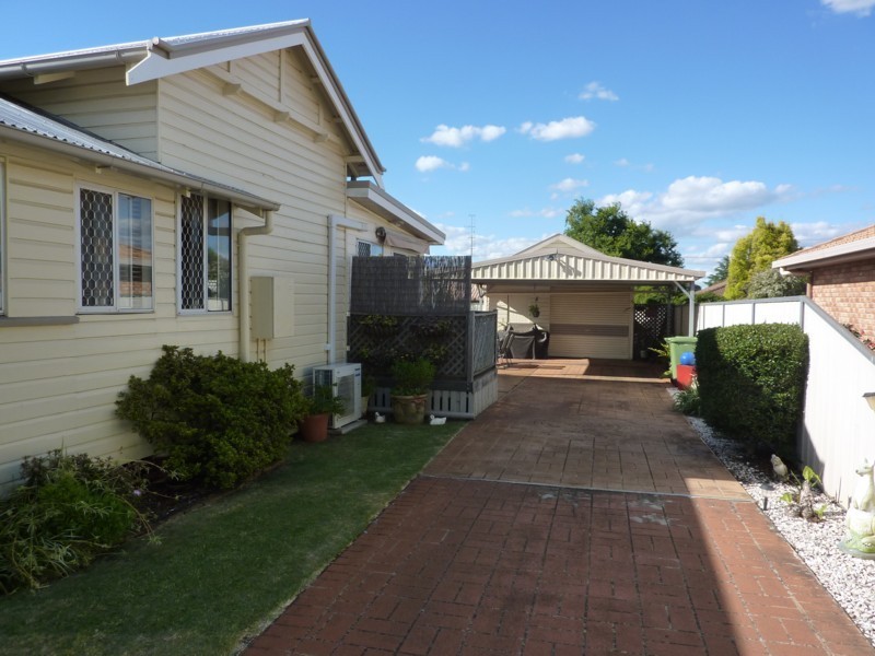 9 Wilfred Street, Toowoomba QLD 4350