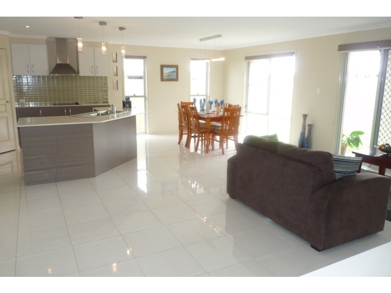 19 Kalimna Drive, Highfields QLD 4352