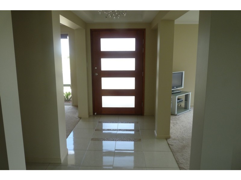 19 Kalimna Drive, Highfields QLD 4352