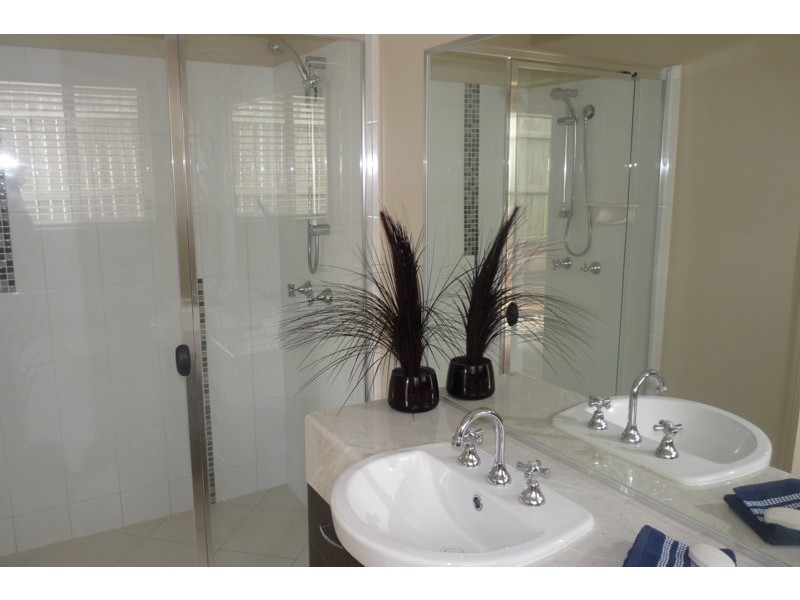 19 Kalimna Drive, Highfields QLD 4352