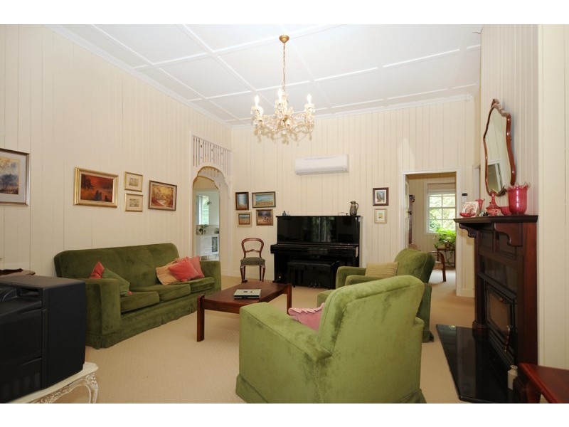 4 Curtis Street, Toowoomba QLD 4350