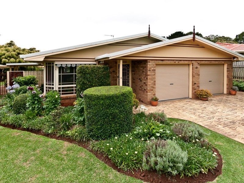 6 Lorraine Crescent, Toowoomba QLD 4350
