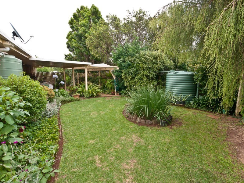 6 Lorraine Crescent, Toowoomba QLD 4350