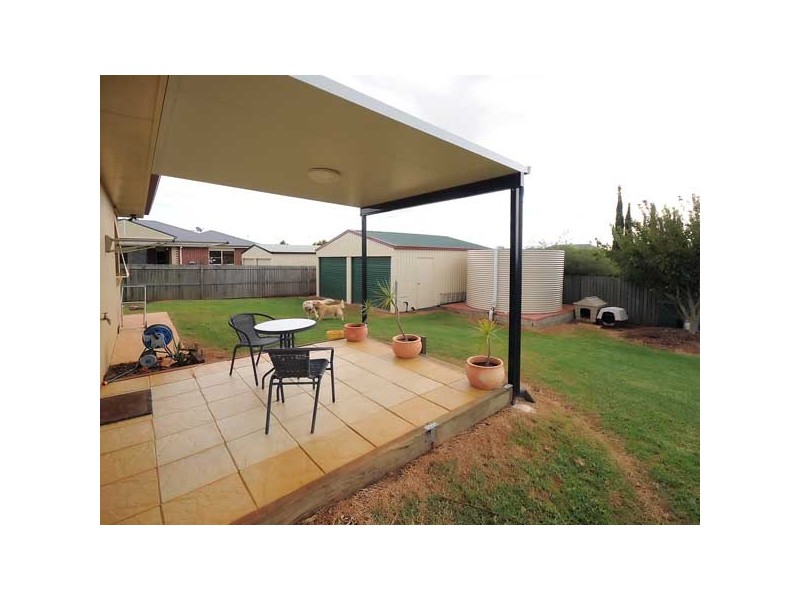 4 Garvan Court, Highfields QLD 4352