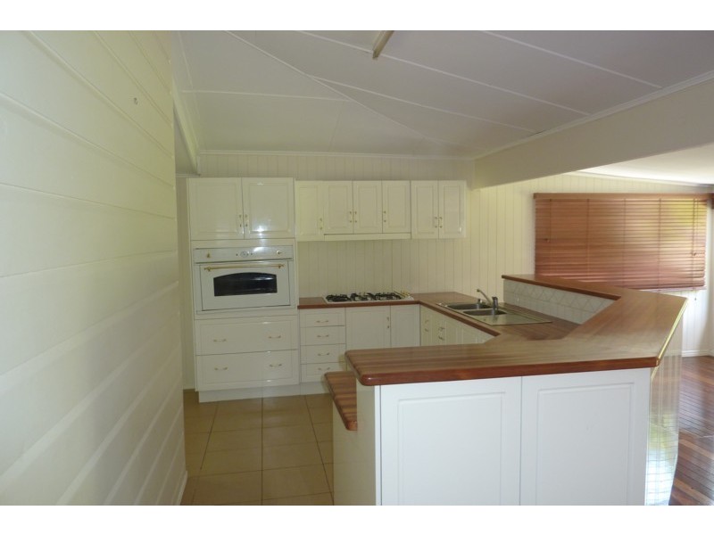 6 John Street, Toowoomba QLD 4350