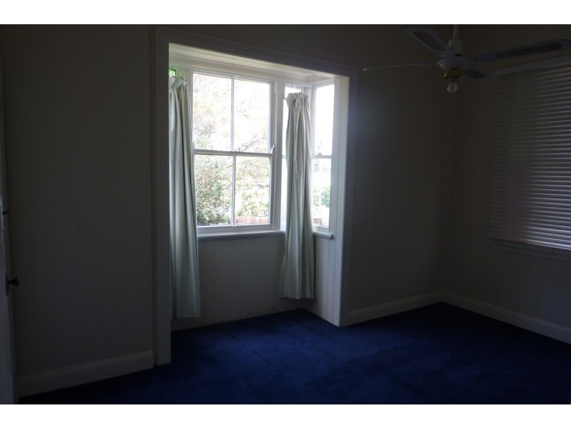 6 John Street, Toowoomba QLD 4350