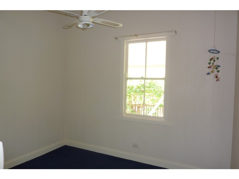 6 John Street, Toowoomba QLD 4350