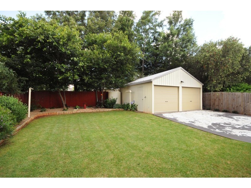 2 Louisa Street, Toowoomba QLD 4350