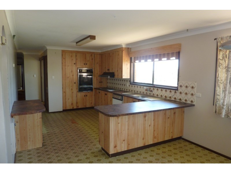 37 Rowbotham Street, Toowoomba QLD 4350