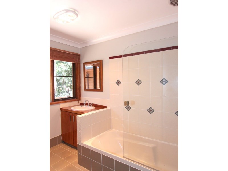 13 Orange Grove Road, Highfields QLD 4352