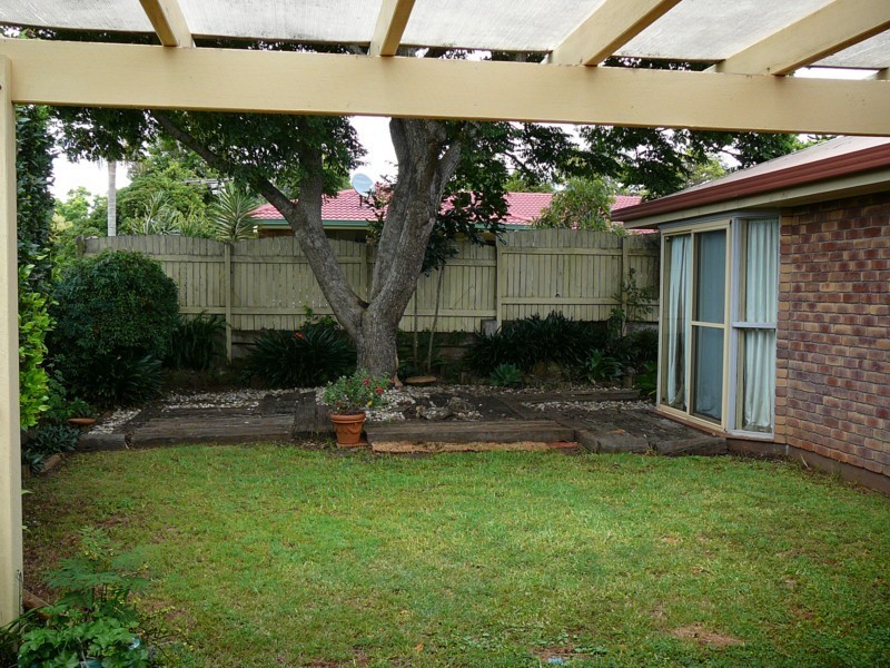 4 Diane Court, Centenary Heights QLD 4350