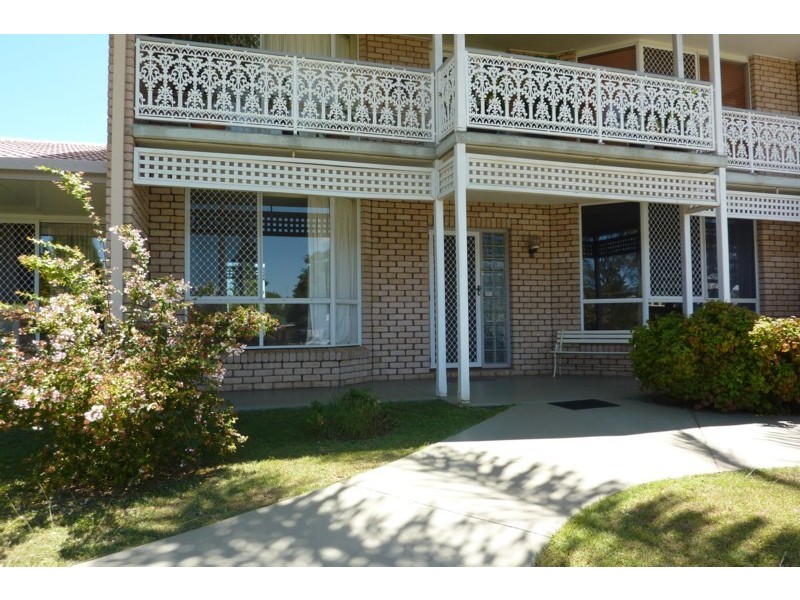 2/83 Perth Street, Toowoomba QLD 4350