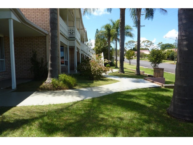 2/83 Perth Street, Toowoomba QLD 4350