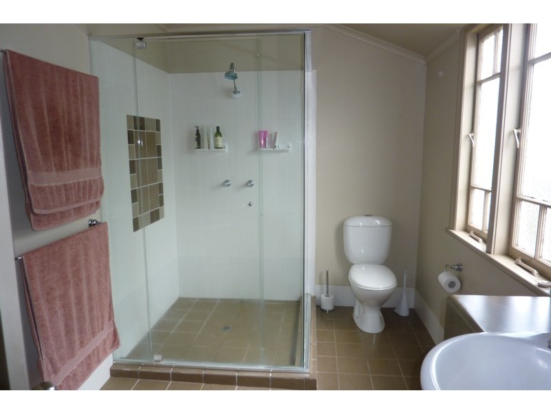 36 Seaton Street, Toowoomba QLD 4350