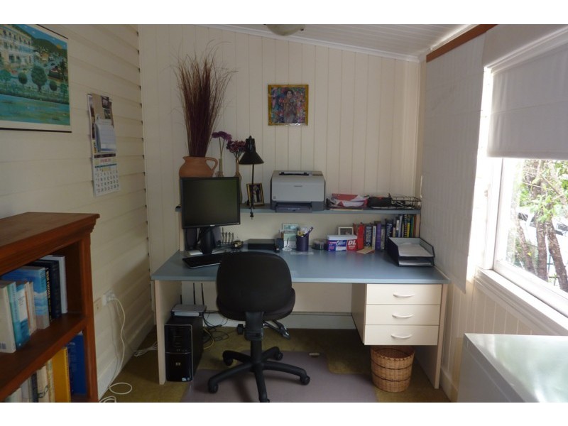 36 Seaton Street, Toowoomba QLD 4350