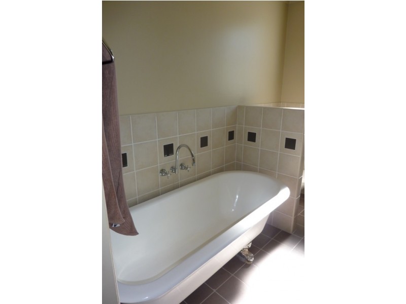 36 Seaton Street, Toowoomba QLD 4350