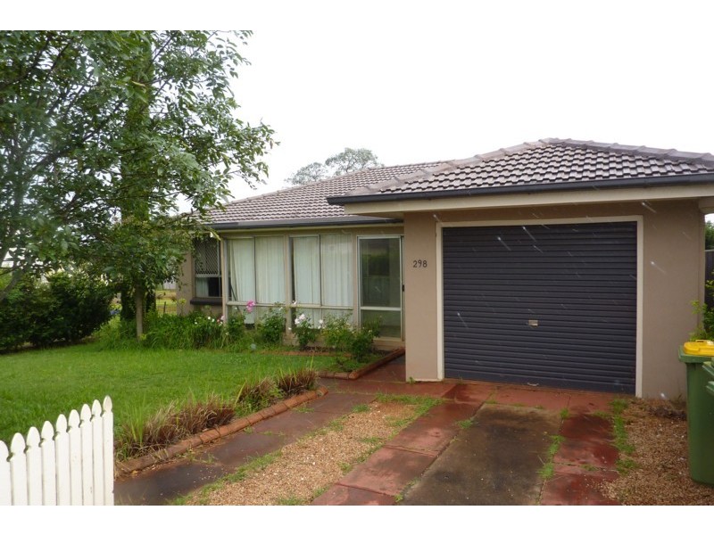 298 North Street, Rockville QLD 4350