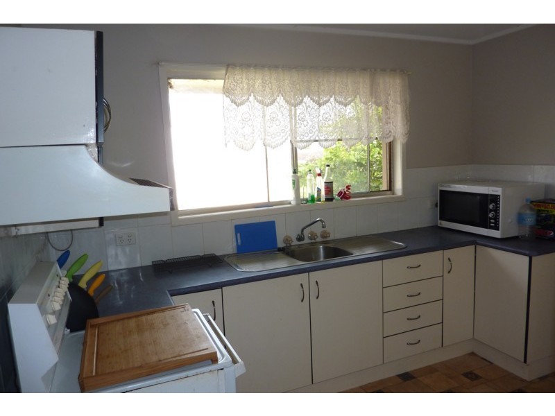 298 North Street, Rockville QLD 4350