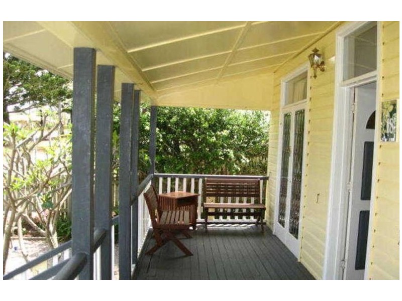 18 Suffolk Street, East Toowoomba QLD 4350