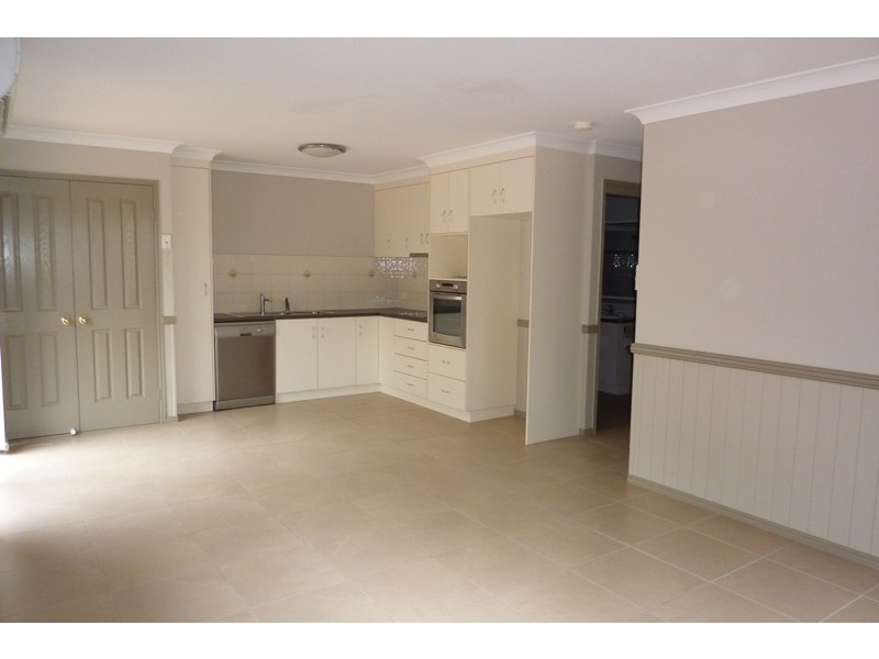 8/9 Hirst Street, Greenmount QLD 4359