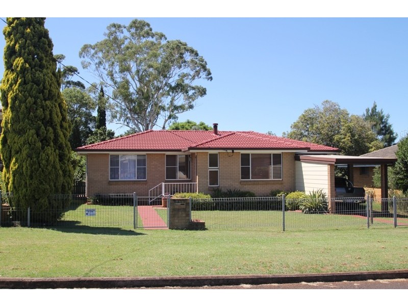 13 Doherty Street, Rockville QLD 4350