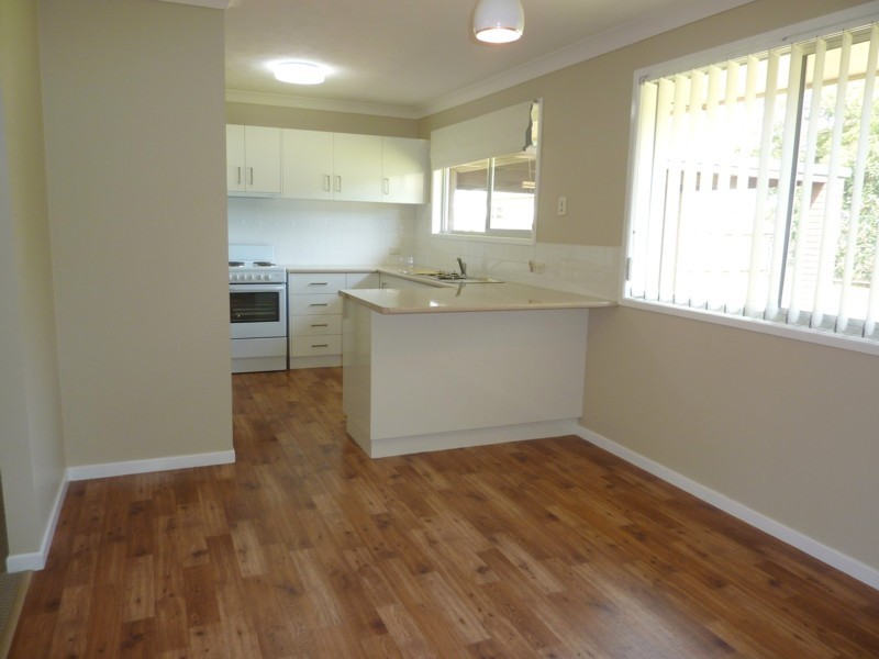 5 Bischof Street, Wilsonton QLD 4350