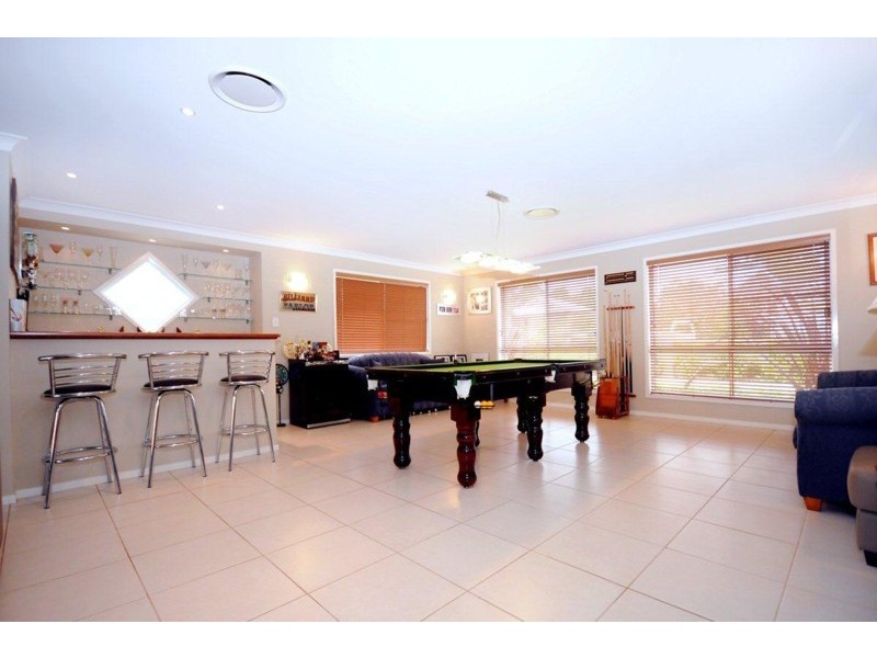 7 Walls Drive, Kearneys Spring QLD 4350