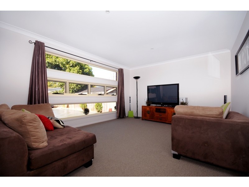 59a Mary Street, Mount Lofty QLD 4350