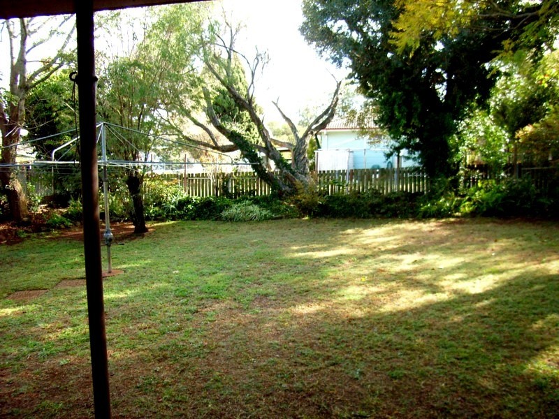 3 Coates Street, Toowoomba QLD 4350