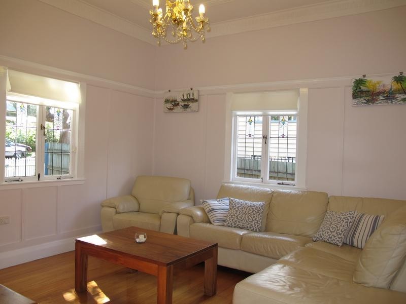 20 Boulton Terrace, Toowoomba City QLD 4350