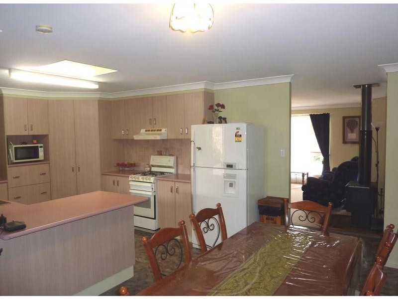 26 Cathro Street, Rockville QLD 4350