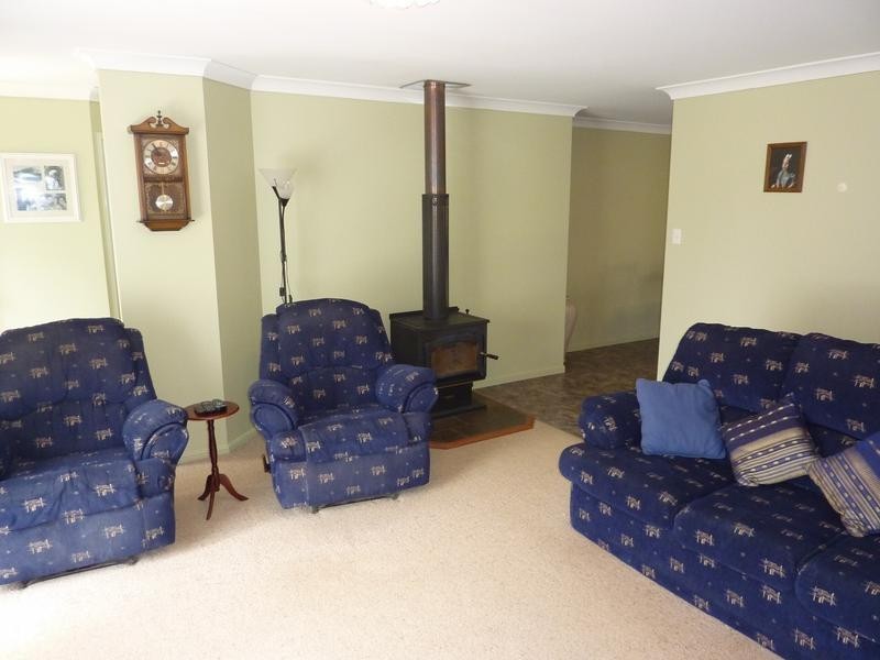 26 Cathro Street, Rockville QLD 4350