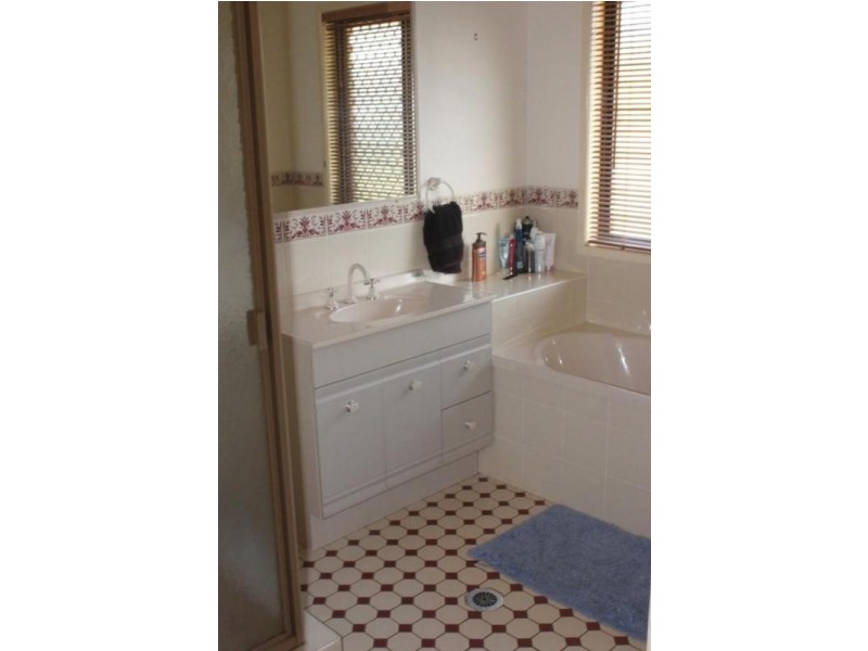 13 Tarranganda Court, Glenvale QLD 4350