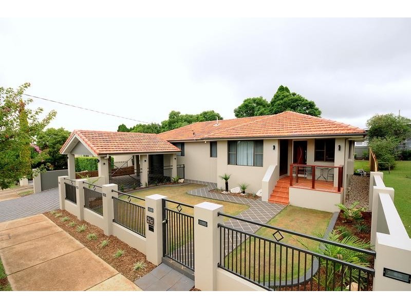 21c Long Street, Rangeville QLD 4350