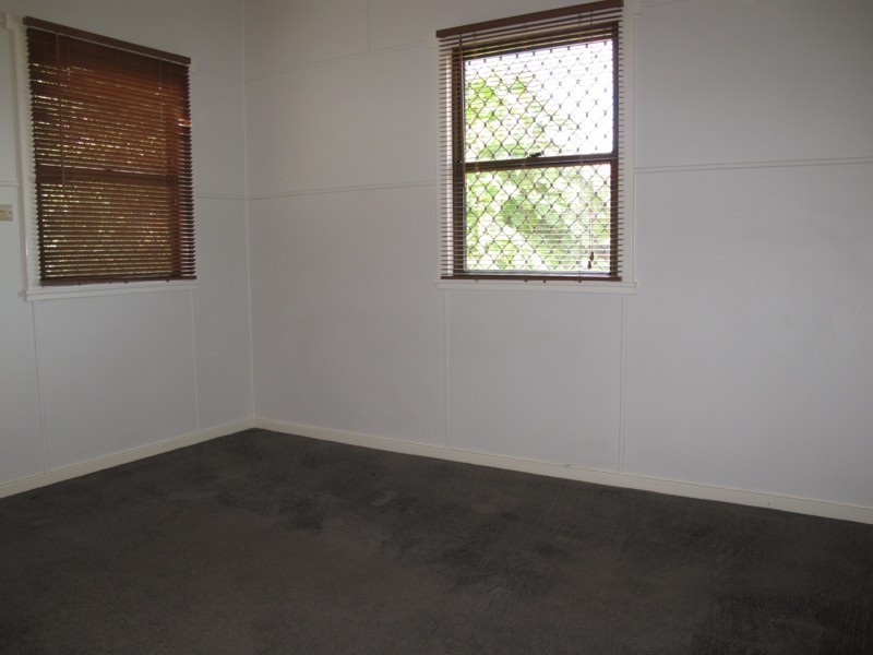 13 Tolmie Street, South Toowoomba QLD 4350