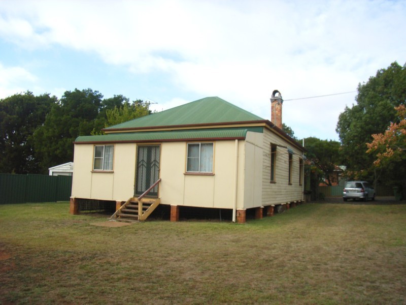 364 Tor Street, Toowoomba QLD 4350