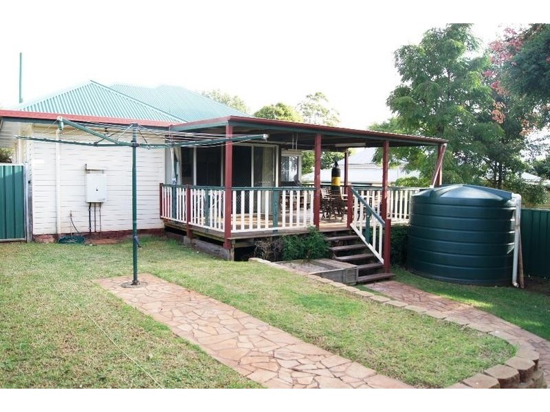 5a Stephen Street, South Toowoomba QLD 4350