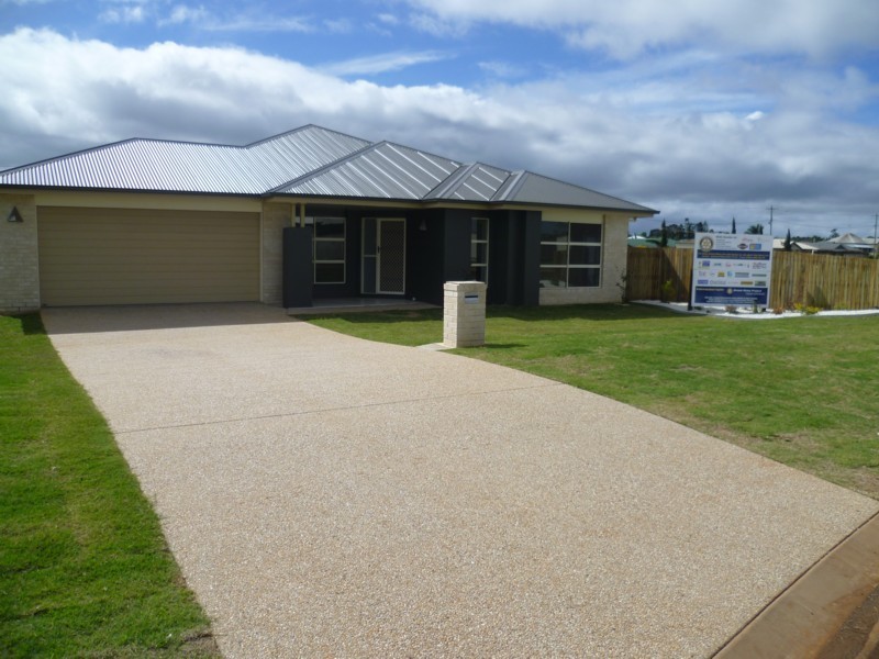 6 Opperman Drive, Kearneys Spring QLD 4350
