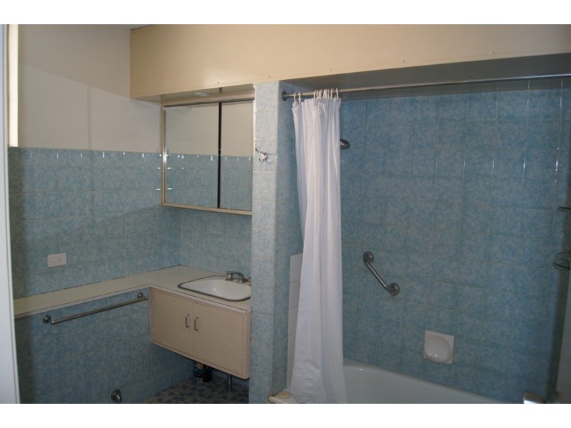 4/33 Tourist Road, East Toowoomba QLD 4350