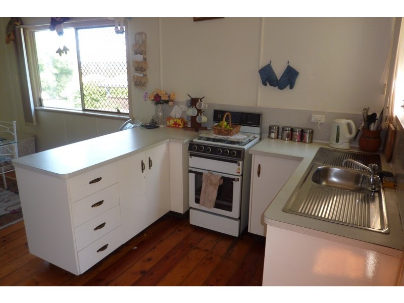 15 Walsh Street, Harlaxton QLD 4350