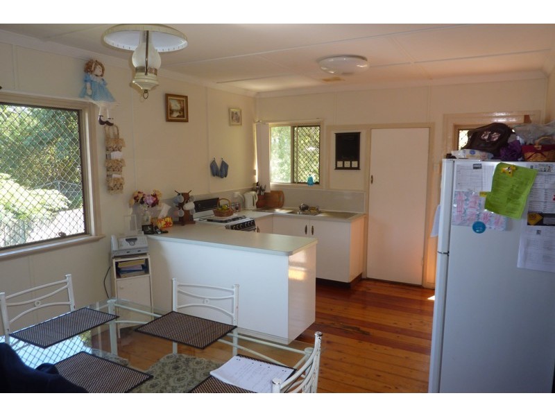 15 Walsh Street, Harlaxton QLD 4350
