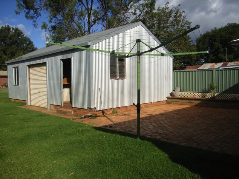 26 Monash Street, Toowoomba QLD 4350