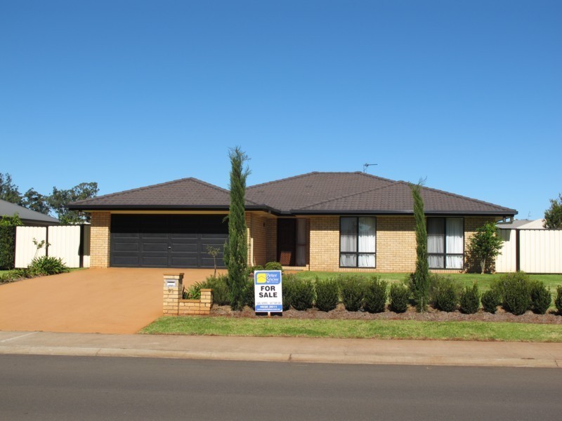 37 Polzin Road, Highfields QLD 4352