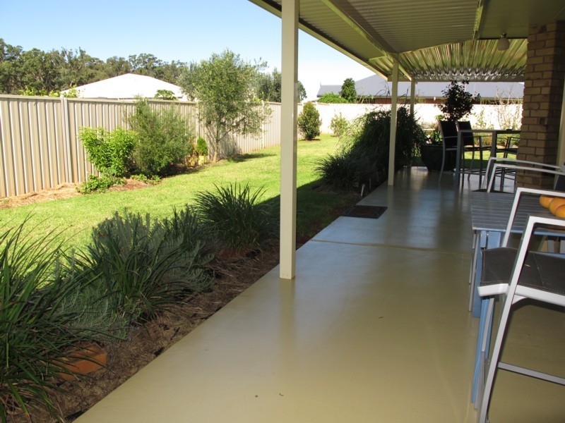37 Polzin Road, Highfields QLD 4352