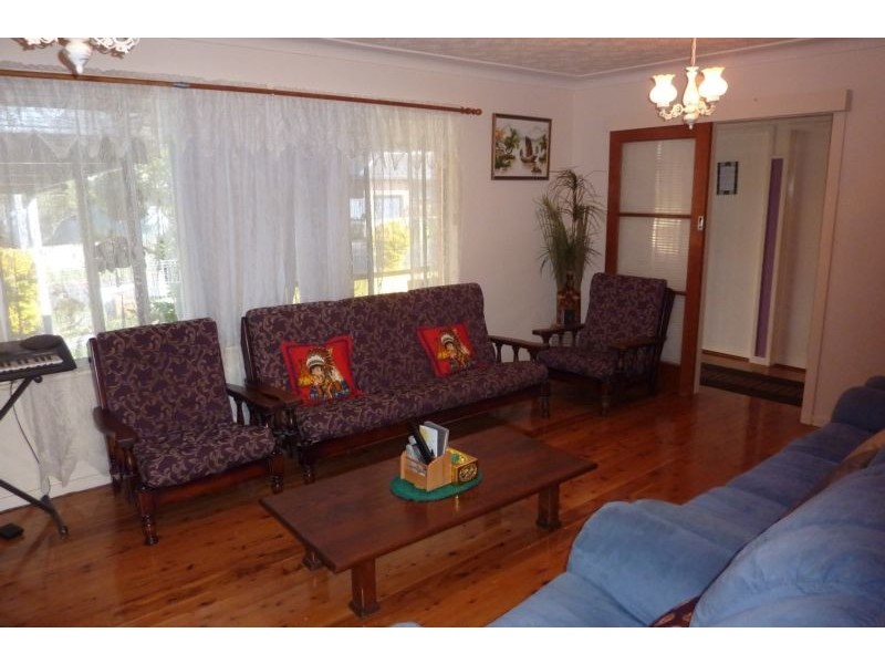 15 Quelch Street, Rockville QLD 4350