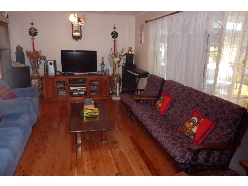 15 Quelch Street, Rockville QLD 4350