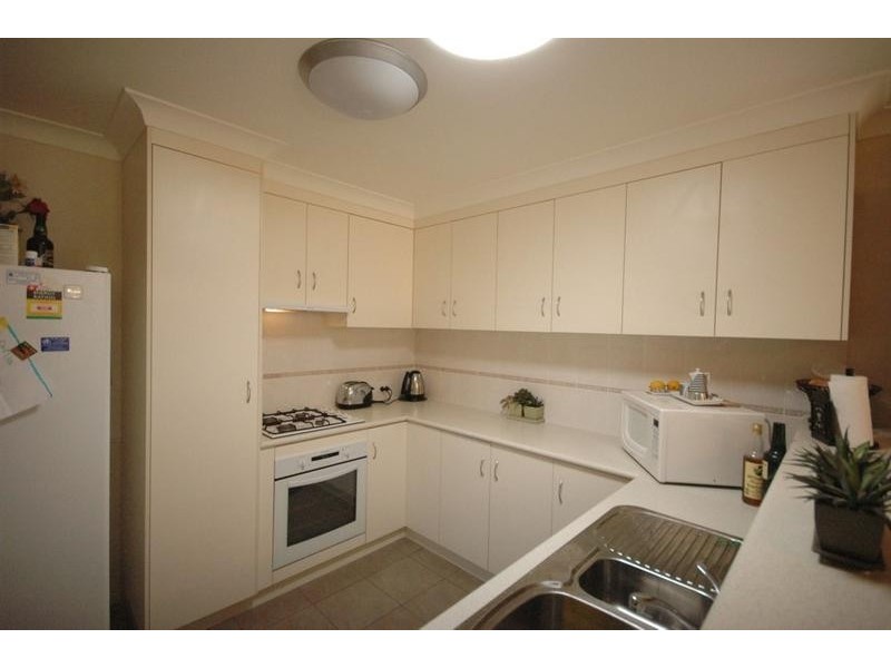 4/22a Spencer Street, Harristown QLD 4350