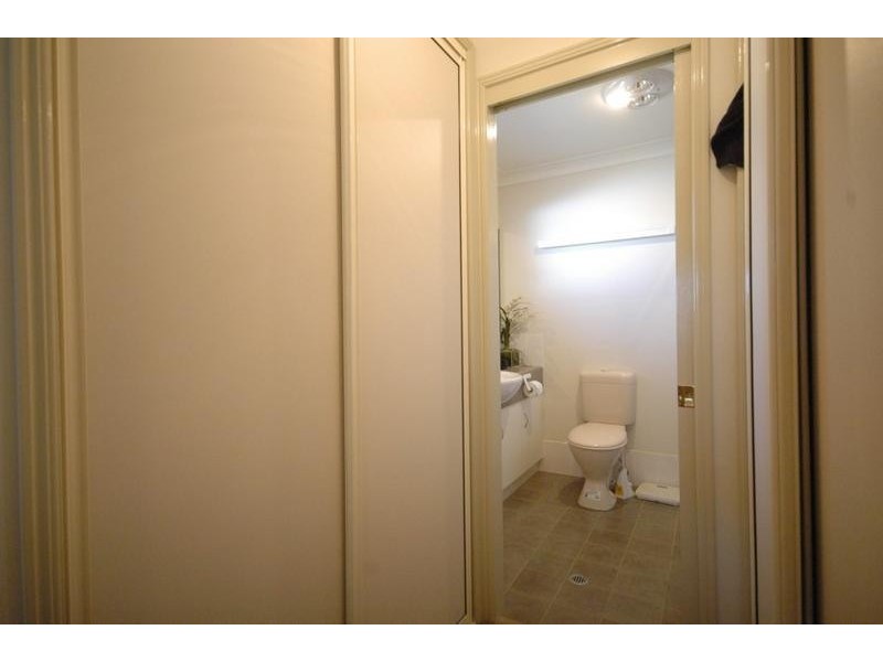 4/22a Spencer Street, Harristown QLD 4350