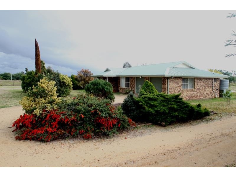 34 William Street, Cambooya QLD 4358